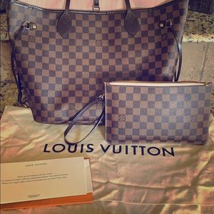 Louis Vuitton Damier Neverful MM